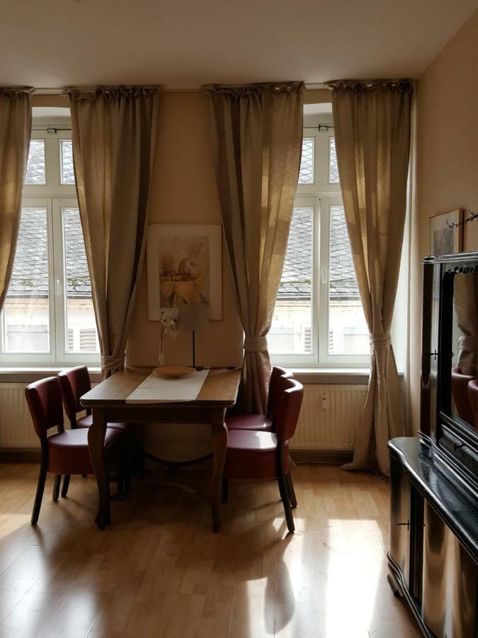 Ferienwohnung Barfly トラーベン・トラールバッハ エクステリア 写真
